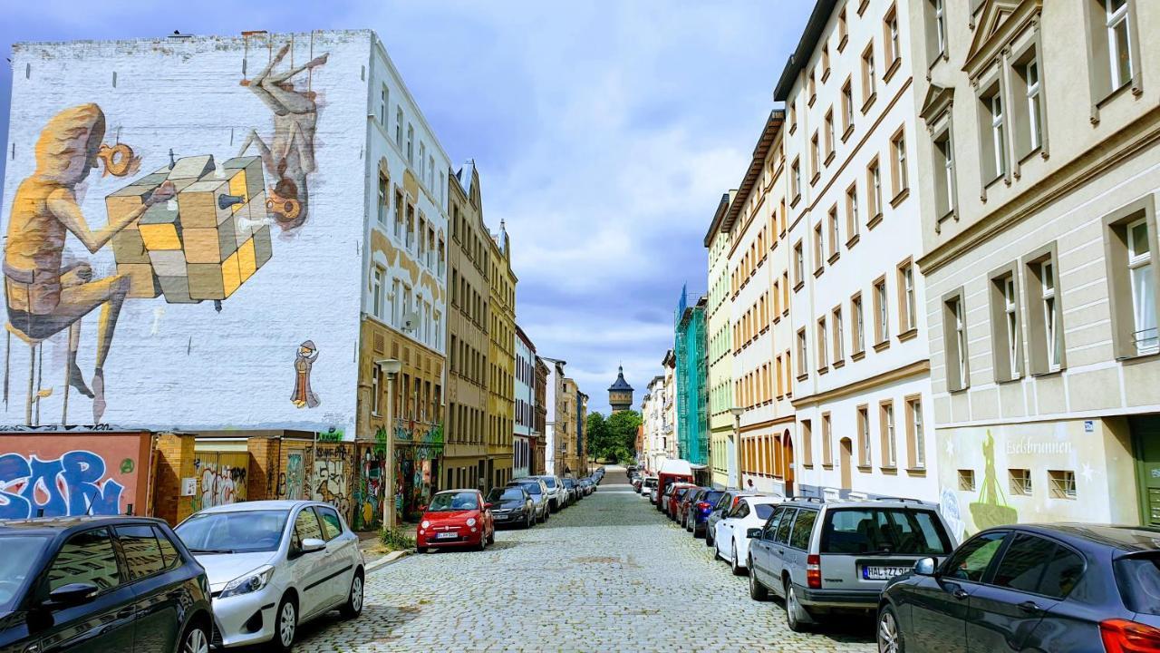 Room In City Center Halle With Shared Bathroom & Kitchen - Free Wifi, Netflix, Ipad & Ground Floor Luaran gambar